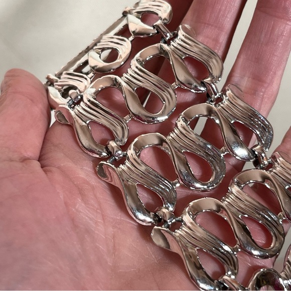 Vintage 60 70 MCM MOD Heavy Silver Wide Mobwife Bracelet - Picture 5 of 17